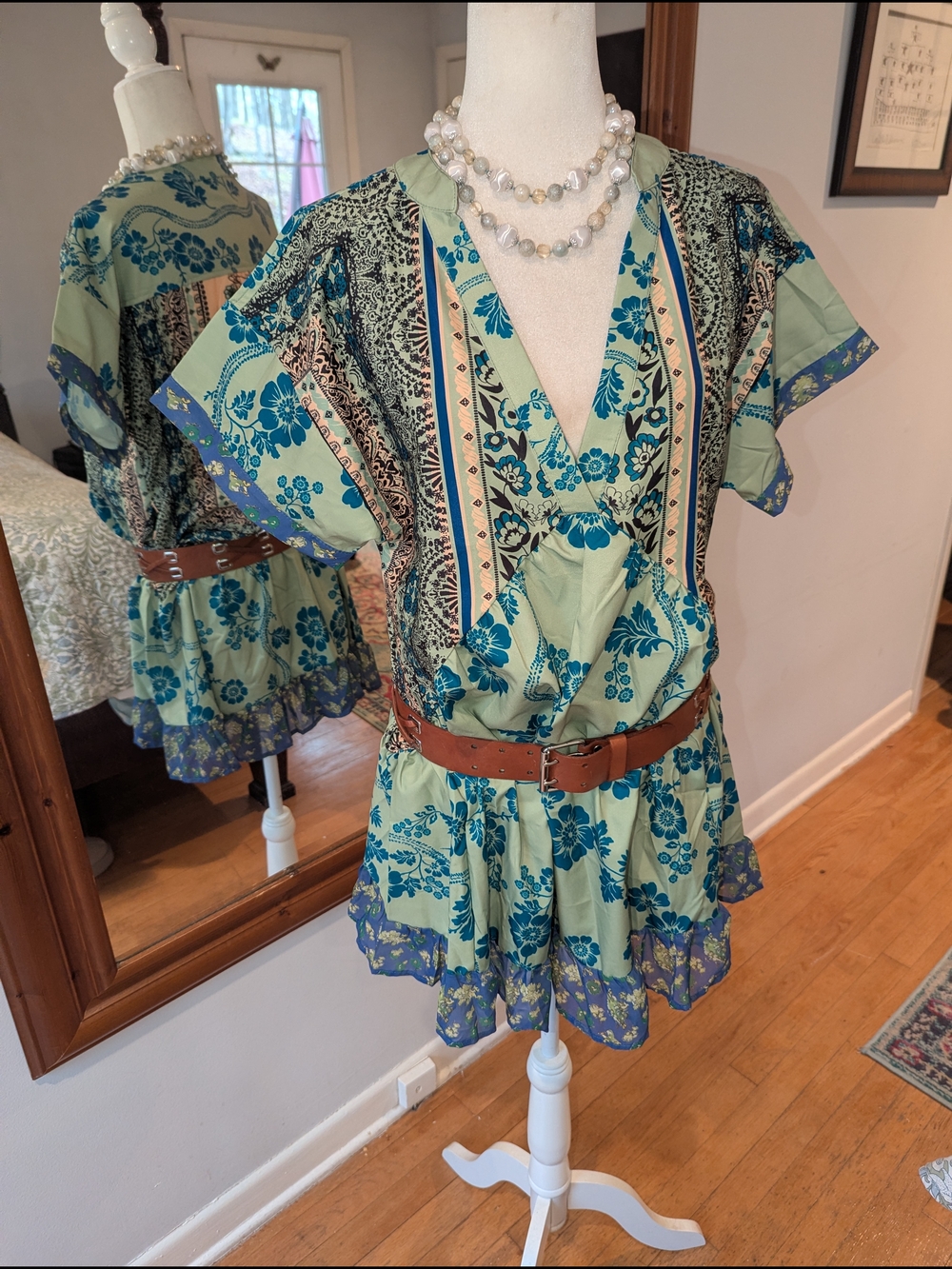 Boho Floral V-Neck Mini Dress With Pockets